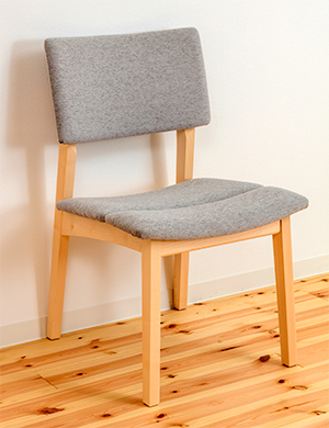 セットとなるチェア